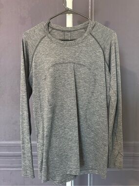 Lululemon swiftly tech